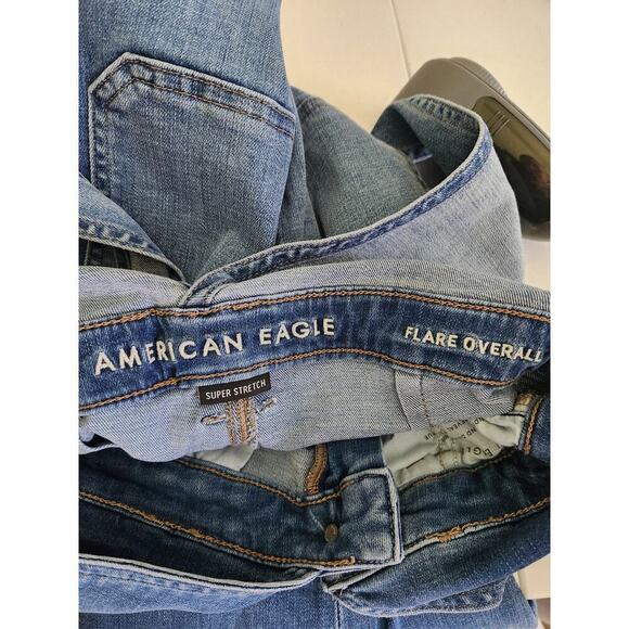 American Eagle Flare Denim Overalls Sz 2 Short V front/back stretch boho beachy - Picture 5 of 9